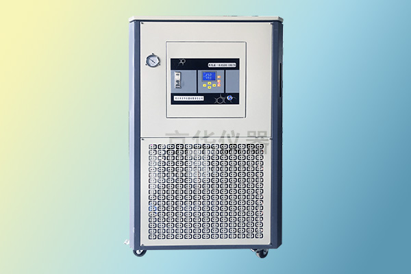 怎樣使用高低溫循環一體機進行排氣